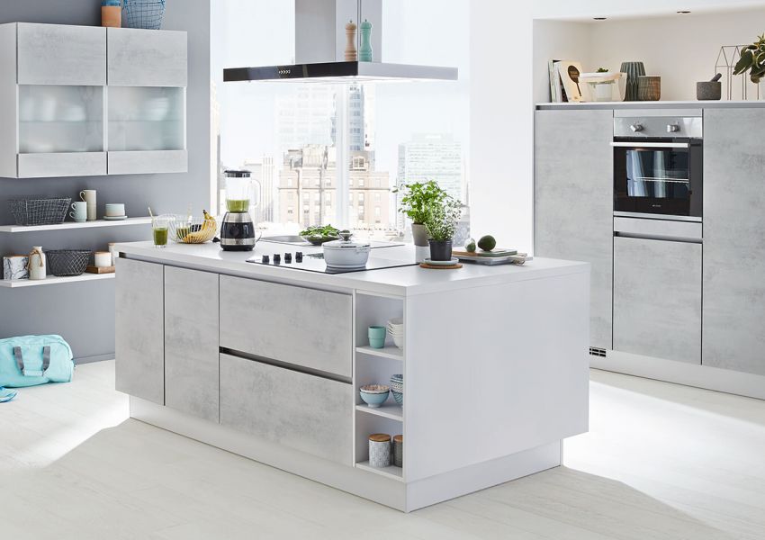 Küche mit Kochinsel